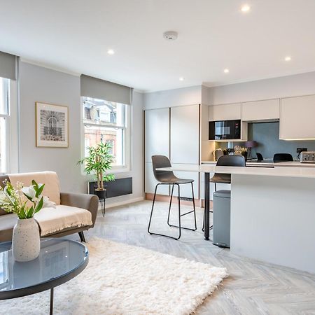 Modern & Chic One Bedroom Apartments In Fitzrovia By Sojo Stay London Kültér fotó