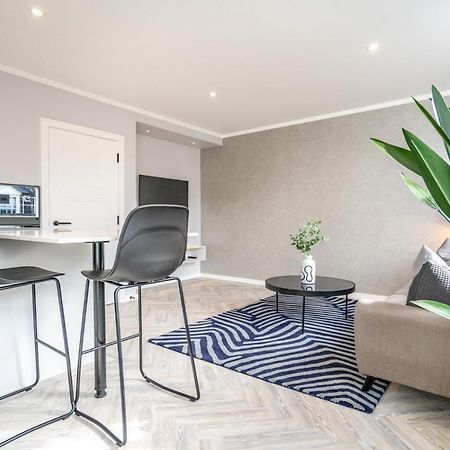Modern & Chic One Bedroom Apartments In Fitzrovia By Sojo Stay London Kültér fotó