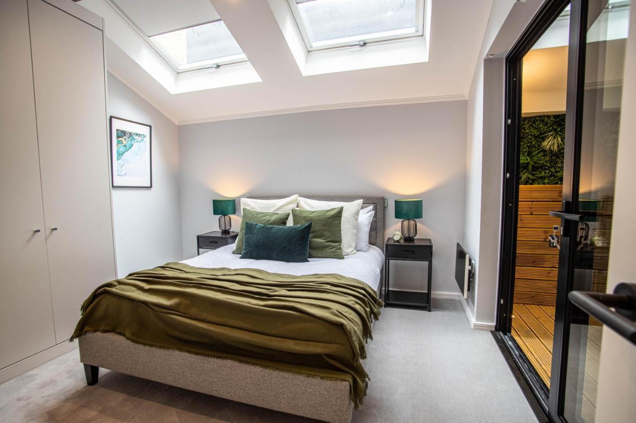 Modern & Chic One Bedroom Apartments In Fitzrovia By Sojo Stay London Kültér fotó